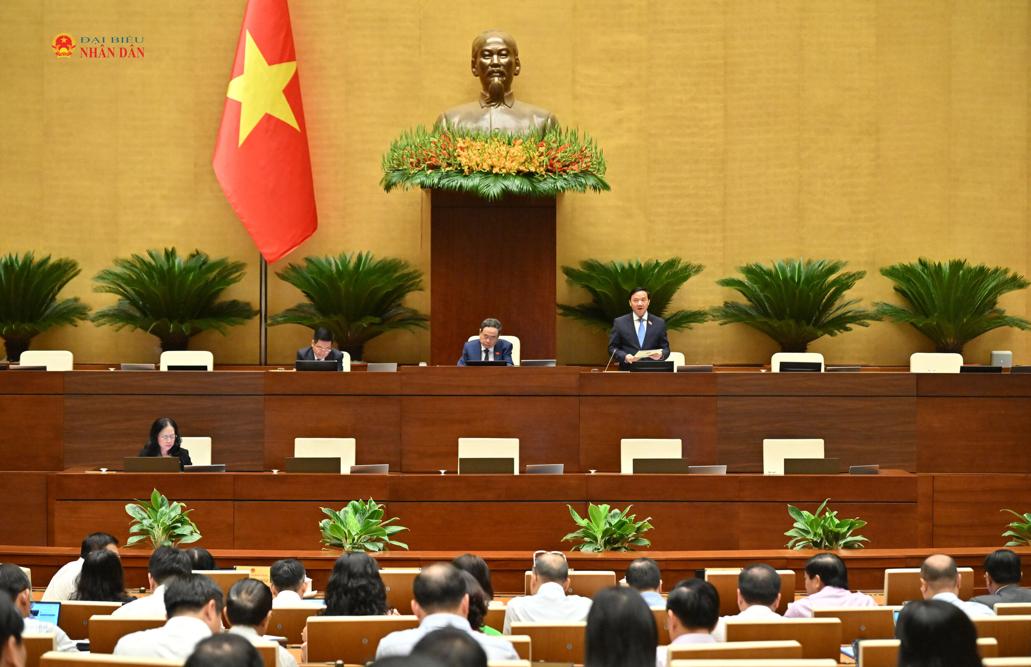 Một số hình ảnh ngày làm việc thứ 4, Kỳ họp không thường lệ thứ Nhất, Quốc hội khóa XVI