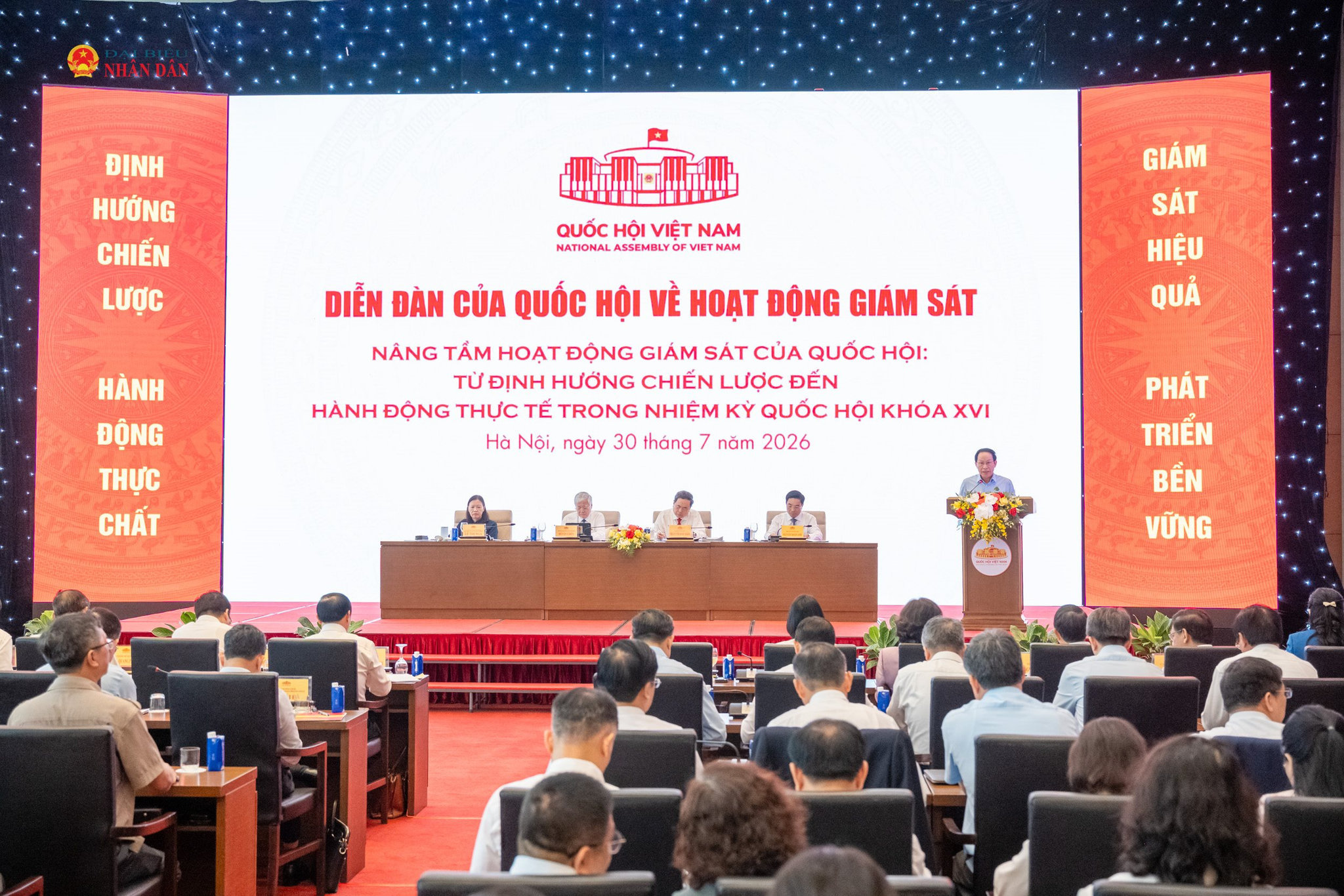 Đổi mới giám sát, kiến tạo phát triển