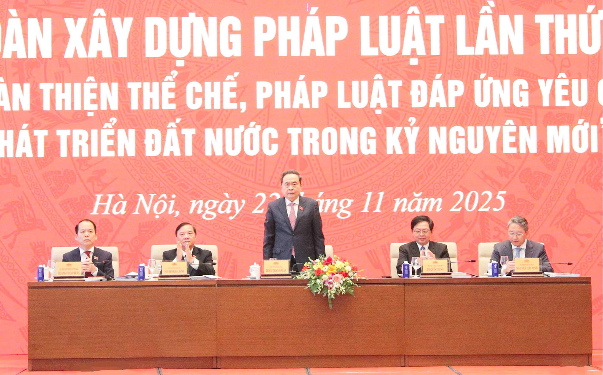 Chủ tịch Quốc hội Trần Thanh Mẫn chủ trì Diễn đàn xây dựng pháp luật lần thứ Nhất