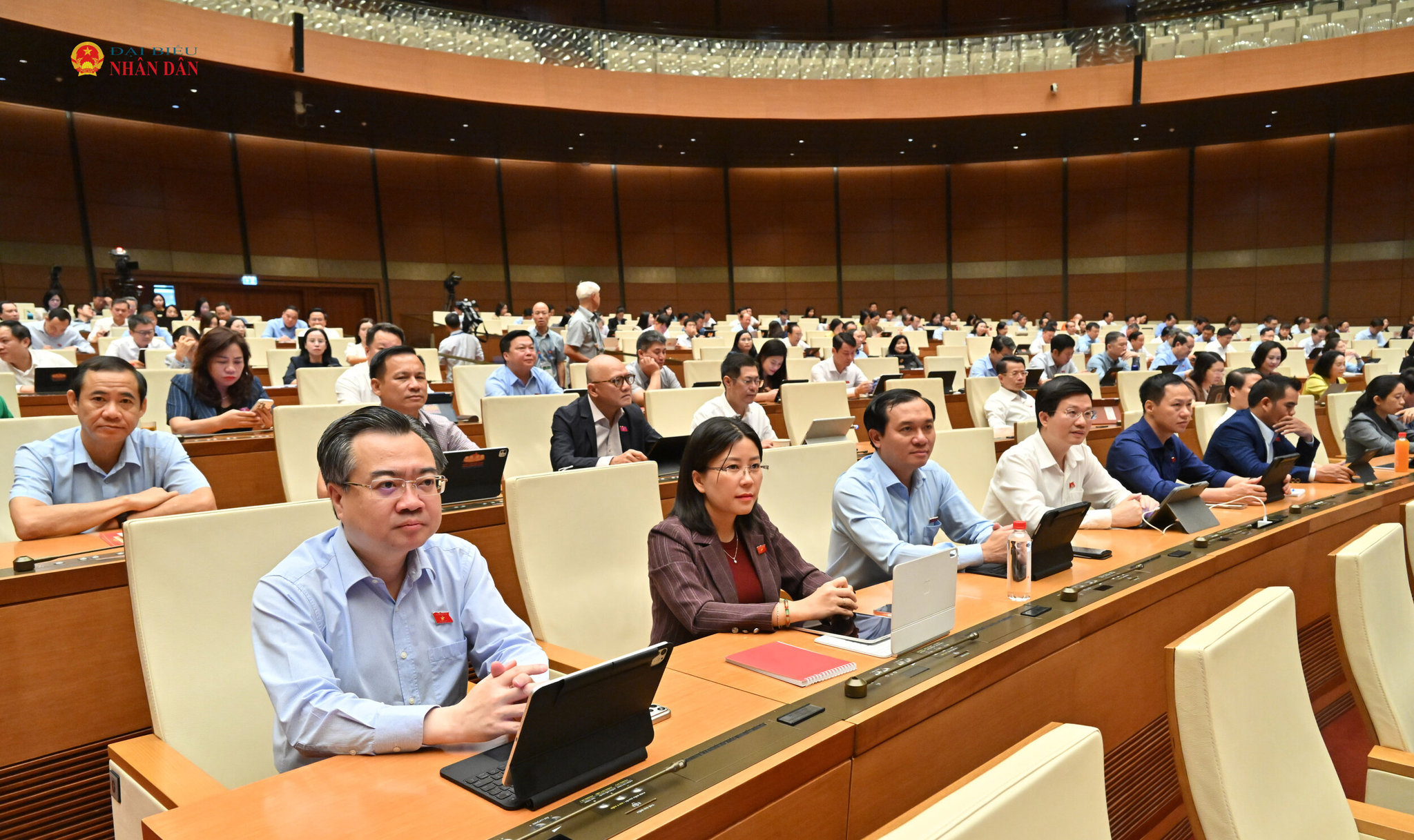Các đại biểu dự phiên họp