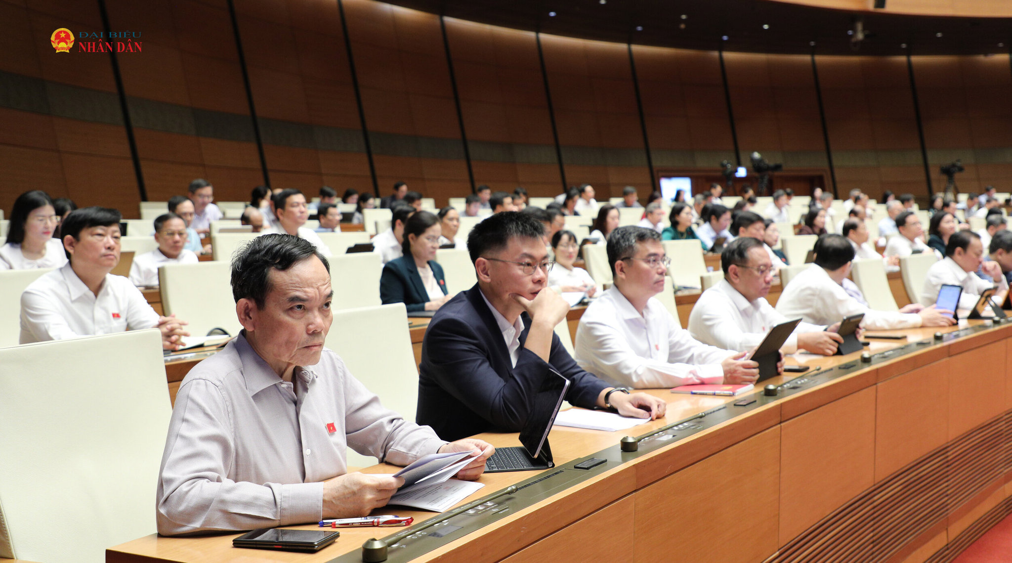 Các đại biểu dự phiên họp